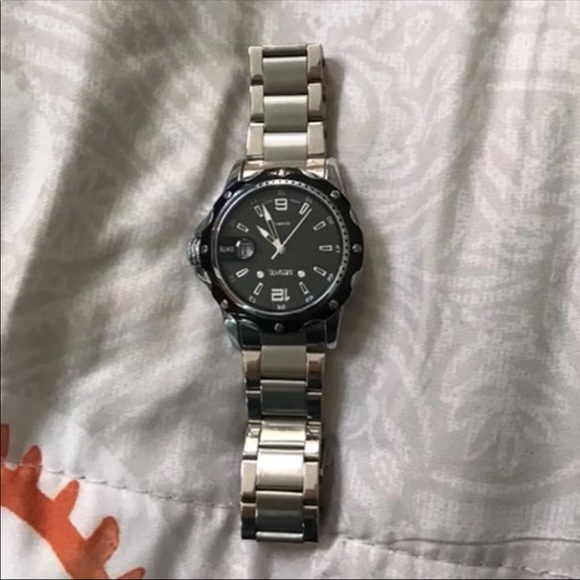 Skone Watch - Picture 1 of 4